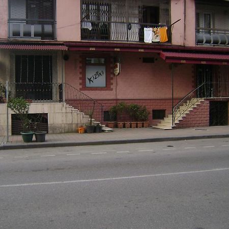 Guesthouse Melikishvili 57 Batumi Ngoại thất bức ảnh