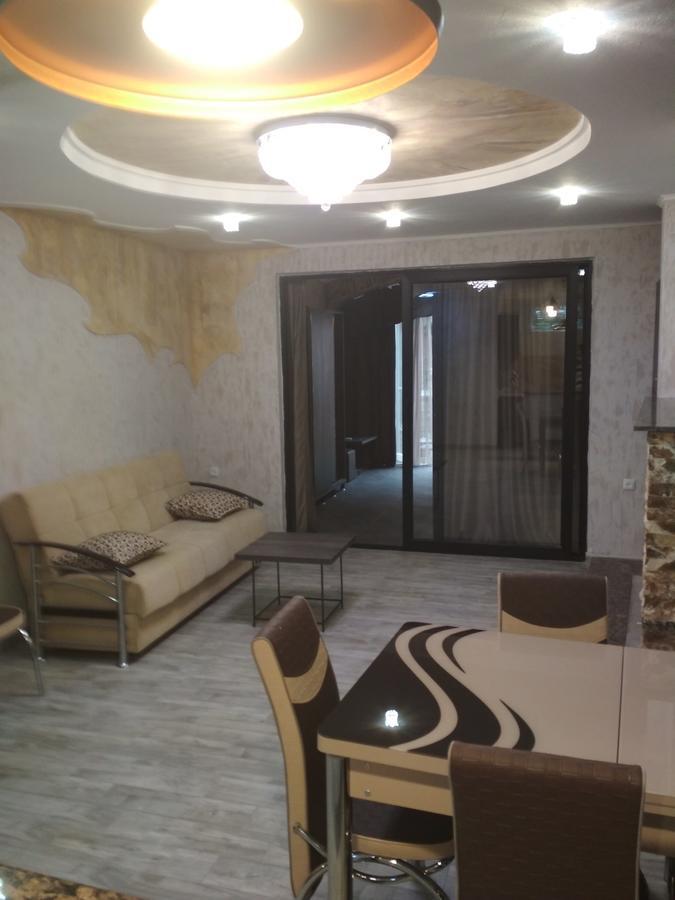Guesthouse Melikishvili 57 Batumi Ngoại thất bức ảnh